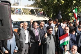 حضور مهندس مختاری شهردار کلیشاد و سودرجان به همراه پرسنل شهرداری در مراسم 13آبان و روز دانش‌آموز