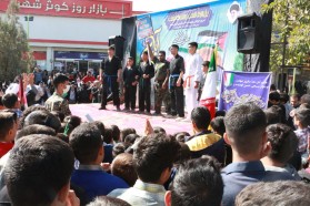 حضور مهندس مختاری شهردار کلیشاد و سودرجان به همراه پرسنل شهرداری در مراسم 13آبان و روز دانش‌آموز