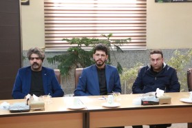 نشست مشترک فرماندار فلاورجان، شهرداران و رؤسای شوراهای اسلامی کلیشاد و سودرجان و بهاران با اصحاب رسانه برگزار شد