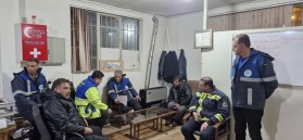 بازدید شبانه دکتریارمحمدیان فرماندار فلاورجان در سطح شهرستان و بررسی نقاط حادثه خیز و رفع  آبگرفتگی معابر سطح شهرستان