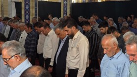 حضور شهردار به همراه نایب رئیس شورای اسلامی شهر و کارشناسان شهرداری در نماز جمعه شهر کلیشاد و سودرجان