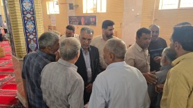 حضور شهردار به همراه نایب رئیس شورای اسلامی شهر و کارشناسان شهرداری در نماز جمعه شهر کلیشاد و سودرجان