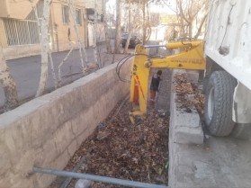 گوشه ای از فعالیتهای واحد خدمات شهری شهرداری