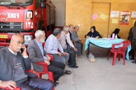 به مناسبت هفته سلامت پایش فشار خون از شهروندان شهر کلیشاد و سودرجان