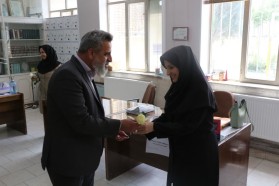 حضور مهندس مختاری شهردار و مهندس جعفری رئیس شورای اسلامی شهر در مدارس به مناسبت گرامیداشت مقام معلم