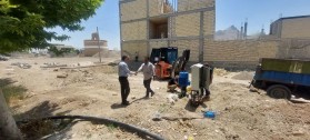 بازدید مهندس مختاری شهردار، از روند تعمیر چاه‌های آب در پارک ساحلی شهر و کوچه بوستان