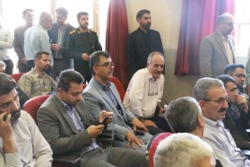 تجلیل و قدردانی مهندس مختاری شهردار کلیشاد و سودرجان از خیرین گرانقدر شهر در همایش هوشمندسازی مدارس شهرستان، با حضور استاندار و مسئولین
