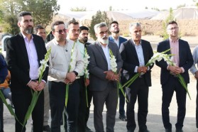 مزار مطهر شهدای کلیشاد و سودرجان غبارروبی و عطرافشانی شد